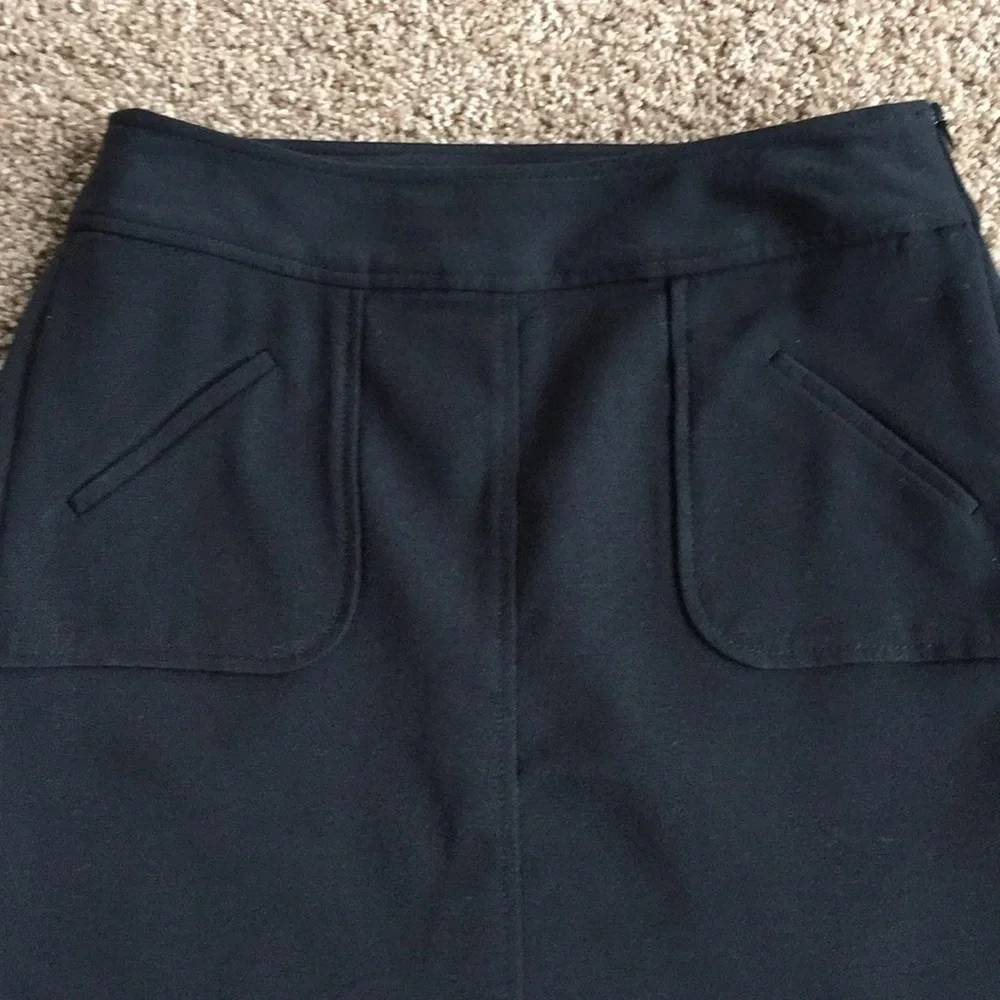 Banana Republic Skirt - Size 4